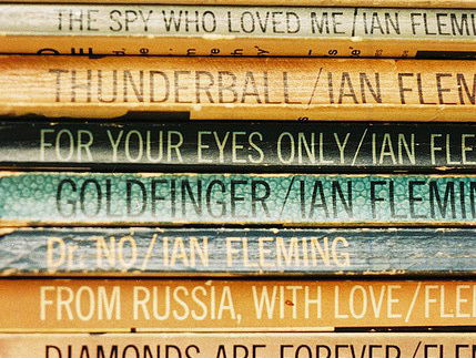 Racistische passages uit James Bond-boeken geschrapt (seksistische en homofobe passages blijven wel)