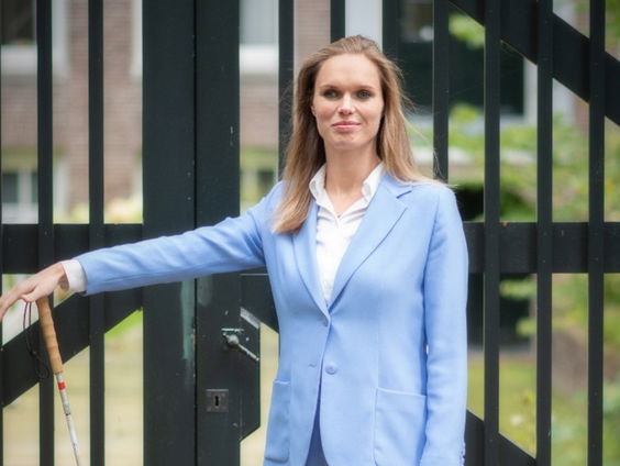 In de tijdcapsule: Tjarda Struik, burgemeester van Leiderdorp en Blindfluencer