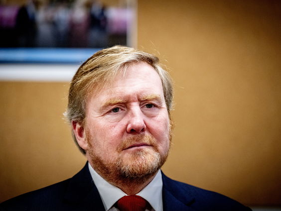 Hoe vrijwilligers in dorpje De Krim een multifunctionele accommodatie kregen en de koning het mocht openen