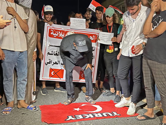 Ruzie tussen Turkije en Irak na raketaanval op burgers