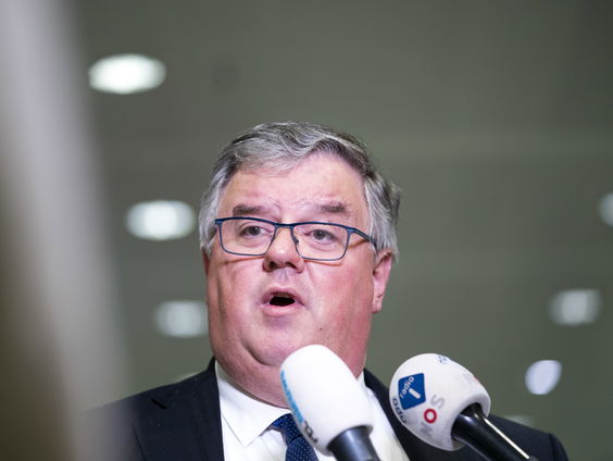 Bruls: van ons had samenleving al eerder open gemogen