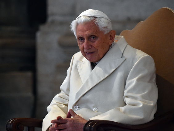 Wat wist paus Benedictus XVI over seksueel misbruik?