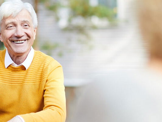 'Hoi' zeggen is doodnormaal, maar waarom doen we dat niet?