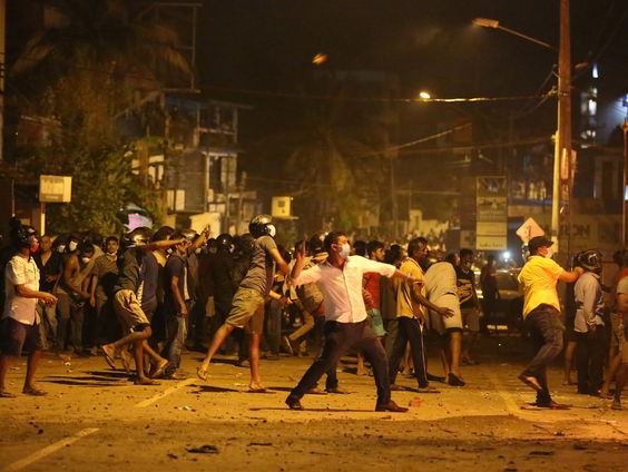 Diepe economische crisis verenigt Sri Lanka in protest tegen president Rajapaksa