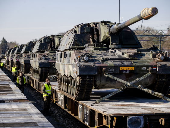 In gesprek over de militaire kant van het conflict en de NAVO