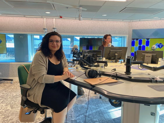 Vuist op Tafel: Selin Karar pleit voor meer diversiteit in de gemeentepolitiek