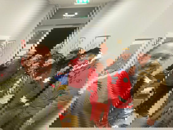 Amsterdammer Frits neemt Oekraïense vluchtelingen mee naar Nederland