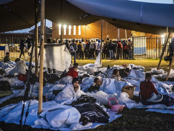 Asielzoekers uit veilige landen moeten volgens Burgermeester Bruls het land uit