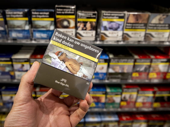 'Stop nú met verkoop van tabak'
