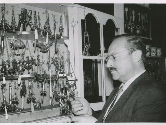 2e uur: Historische boeken met Bart Funnekotter, Het Spoor Terug: De man met de rammelaars #1