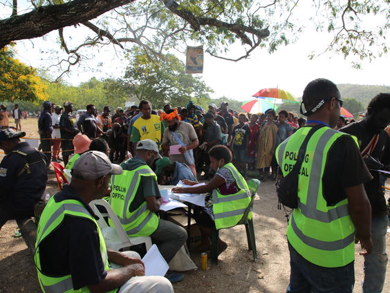 Rellen in Papoea-Nieuw-Guinea wegens verkiezingen