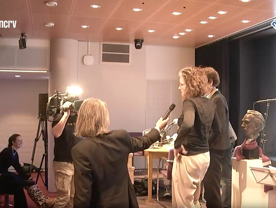 De Kindertaalstaat: Bibi Dumon Tak en Annemarie van Haeringen winnen Woutertje Pieterse Prijs