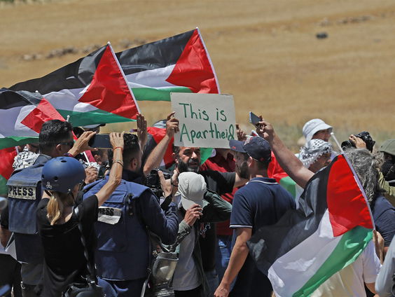 Bureau Buitenland - "Nederland medeschuldig aan Israëlische bezetting"