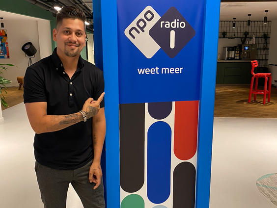 Sterrenchef Jermain de Rozario heeft een nieuwe documentaire: Druk op de Ketel