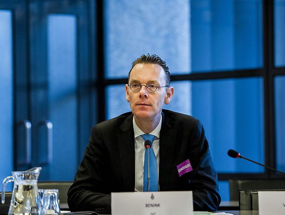 Sven op 1 - Harald Benink: nu ingrijpen, voordat we in een nieuwe eurocrisis belanden