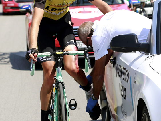 Worstelen op de fiets: kun je teveel nadenken om profwielrenner te zijn?
