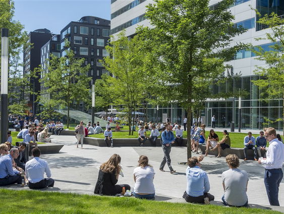 Stand.nl: Het bedrijfsleven moet nu eindelijk vaart gaan maken met vergroenen