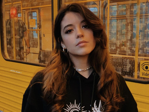 Danseres Vivian heeft een dwarslaesie en wil in Amerika weer leren lopen