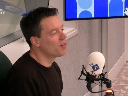 Een gesprek betreffende een werk met enkel e's (als klinker)