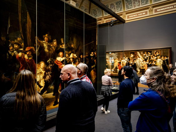 Lisa Wiersma schildert in 6 maanden de Nachtwacht na