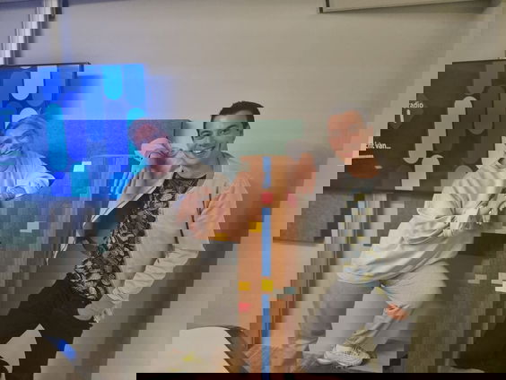 Valt er nog wat te lachen? (met Andries Tunru)