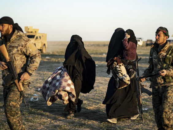 Vijf Nederlandse vermeende IS-vrouwen voor de rechter in pro-forma zitting in Rotterdam