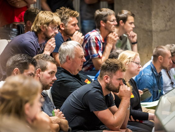 Het Stikstofdebat en een tribune vol boeren