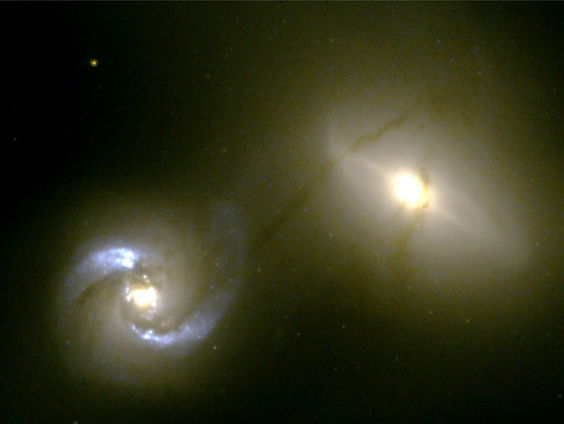 2e uur: waarom donkere materie ertoe doet, de column van John Jansen van Galen, Het Spoor Terug: De man met de rammelaars #2