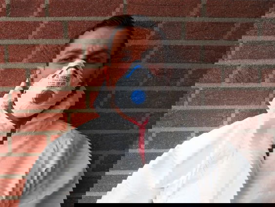 Kunststof - Tuğrul Çirakoğlu, ondernemer