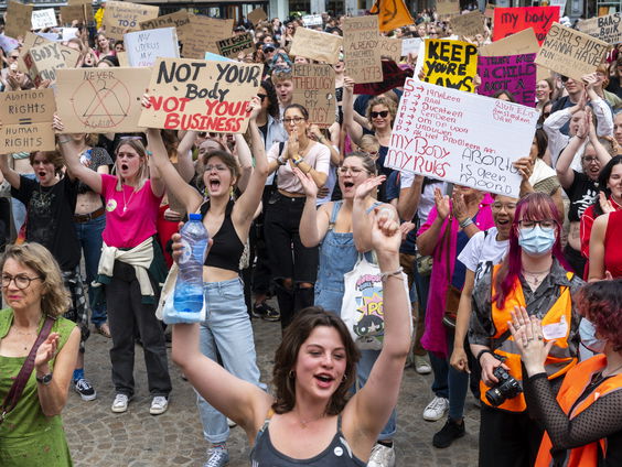Eén week sinds het vervallen van abortusrecht in Amerika. Hoe nu verder in Nederland?