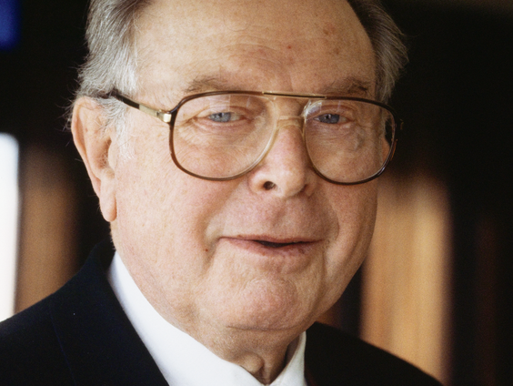 Philip Bloemendal, de meest iconische stem van het polygoonjournaal, kwam uit Scheveningen