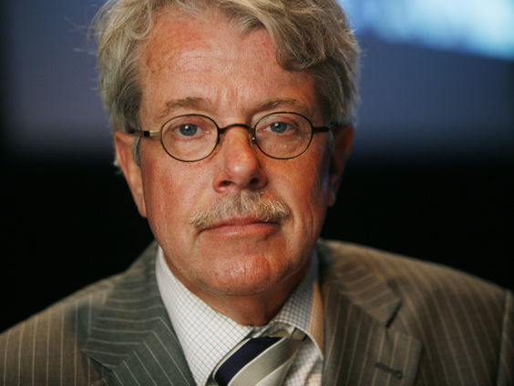 Mr. Frank Visser ziet gelijkenissen met begin Franse Revolutie: ‘Nederlanders zien dat de overheid aan al ...