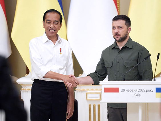 De vredesreis van de Indonesische president Joko Widodo naar Kiev en Moskou