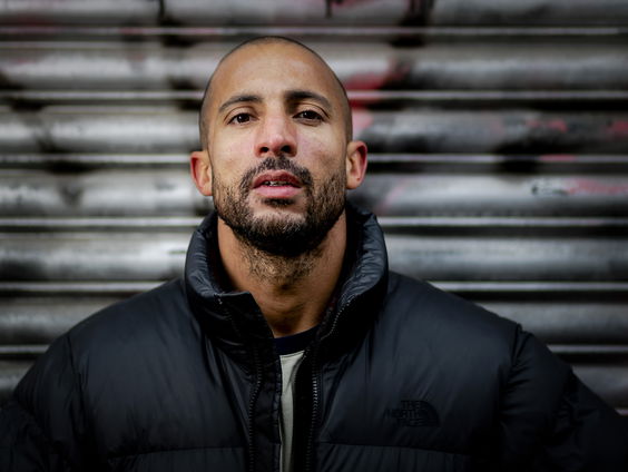 Spuug van God: een ontdekking naar de identiteit van Willem de Bruin