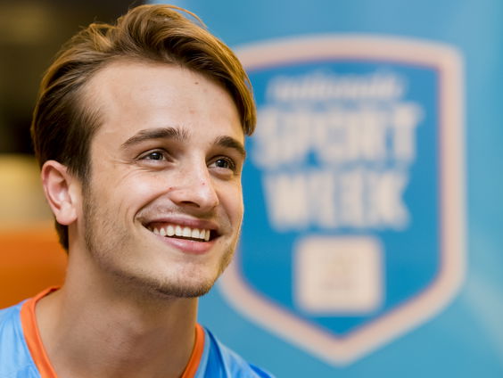 Ralf Mackenbach, oud-winnaar van het Junior Songfestival, is nu wetenschapper