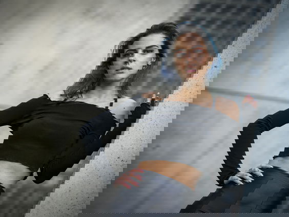 Zangeres LAKSHMI maakt horrorfilm bij nummer 'All I Know'