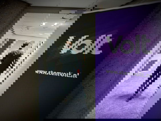 Lijsttrekkers Volt Maastricht en Rotterdam over de onrust in hun partij en de gemeenteraadsverkiezingen