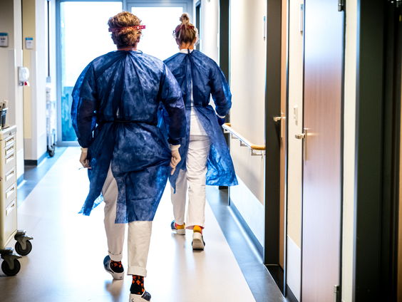 CBS: sociaal-demografische factoren spelen rol bij coronasterfte