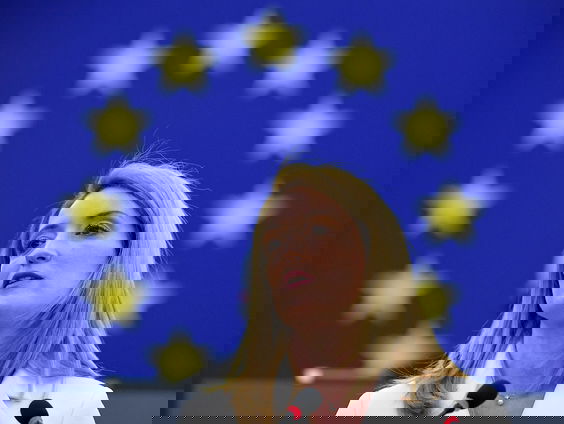 Samira Rafaela (D66) niet blij met nieuwe EP-voorzitter om standpunt abortus