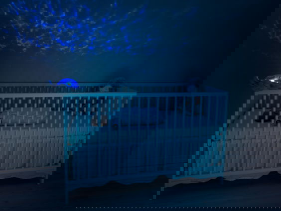 Sam schreef een boek over adoptiefraude