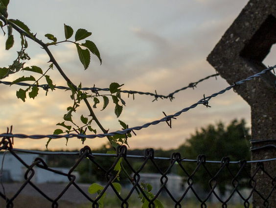 Strenge grenzen in andere landen