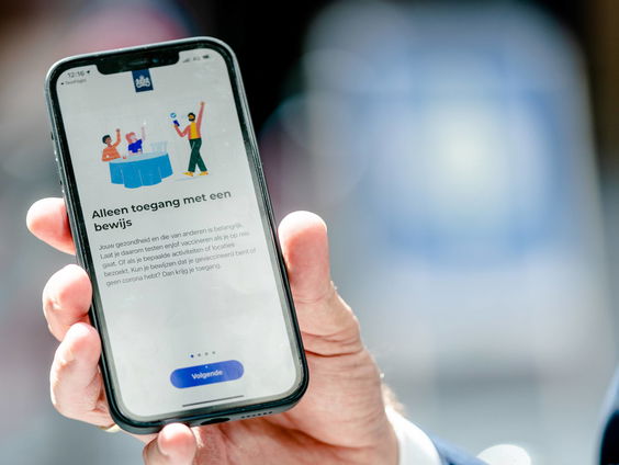 Coronacheck op de werkvloer is arbeidsrechtelijk doolhof