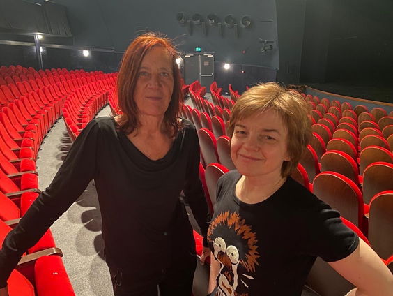 De Oekraïense Ksenia schreef het toneelstuk "Zij zagen oorlog"