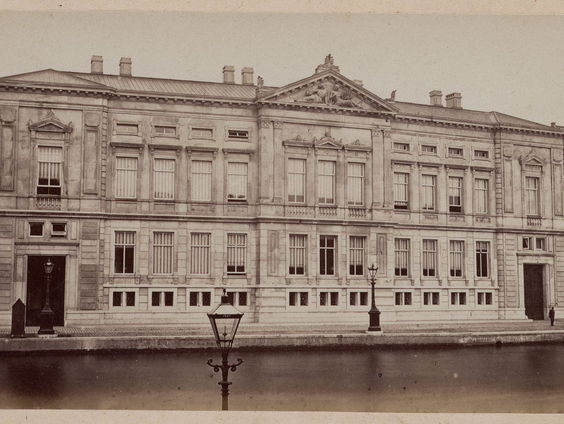 DNB maakt excuses voor slavernijverleden