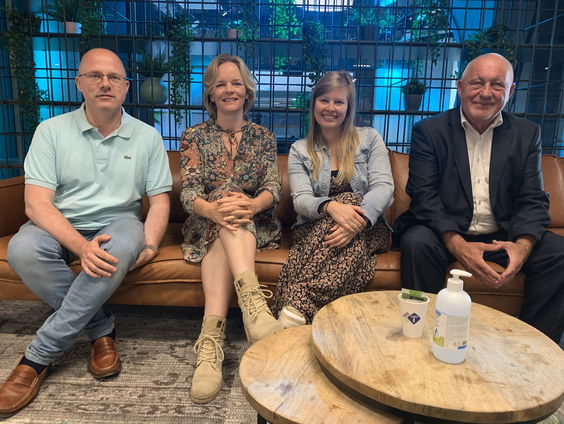 Dit is de Zondag met Wim Annen, Dicky Nieuwenhuis en Tom Mikkers