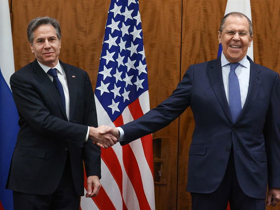 Wie verkoopt de beste oorlogspropaganda?