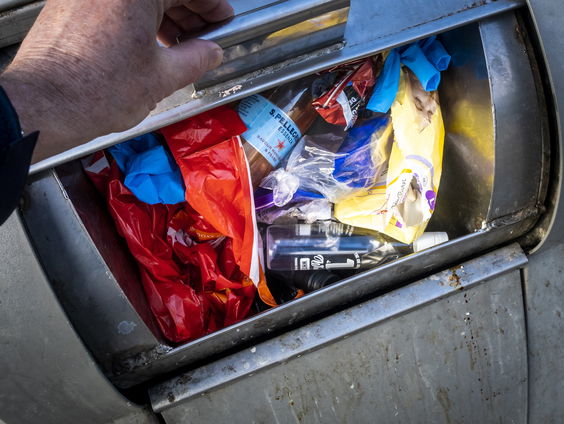 Minder restafval opgehaald bij bewoners: werkt het afval scheiden?