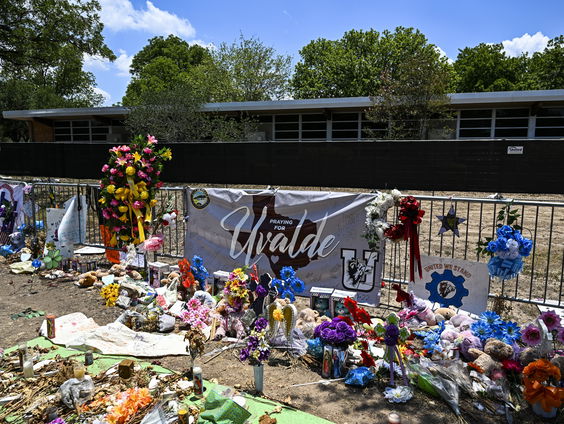 Aanslag Uvalde: honderden agenten grepen te laat in door 'systematisch falen'