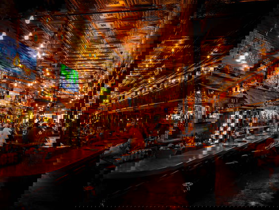 Het gaat slecht met Britse pubs: Is dat erg?