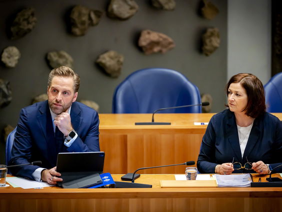 Hugo de Jonge in debat over de miljoenendeal voor Sywert
